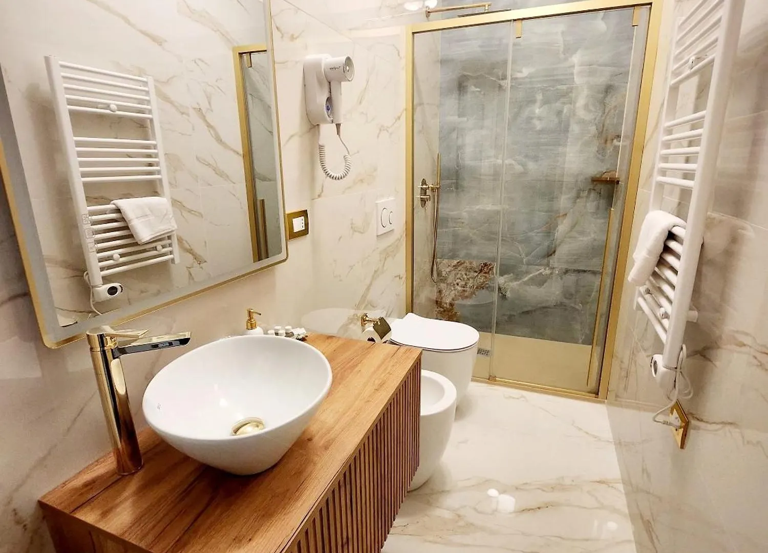 Golden Palace Luxury Guest House Rome