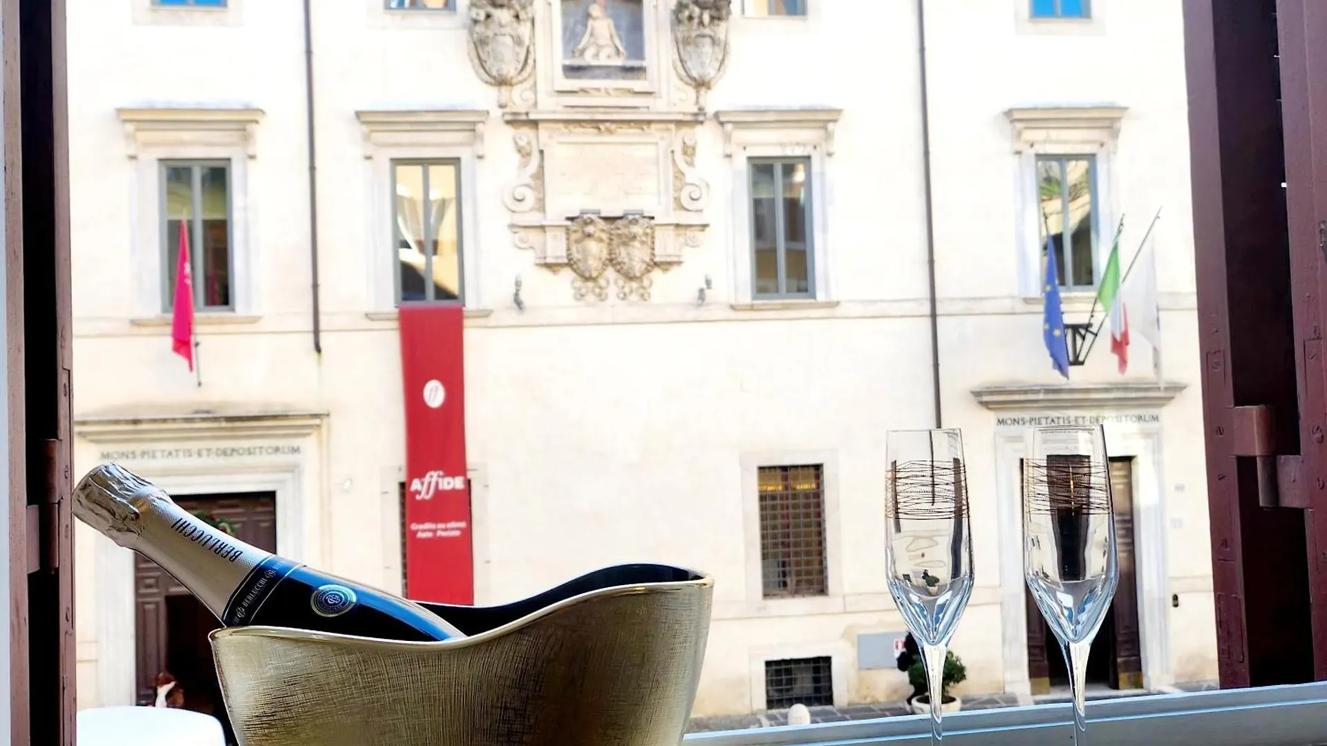 Golden Palace Luxury Guest House Rome