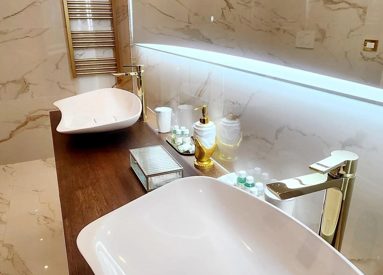 Golden Palace Luxury Guest House Rome 0*,